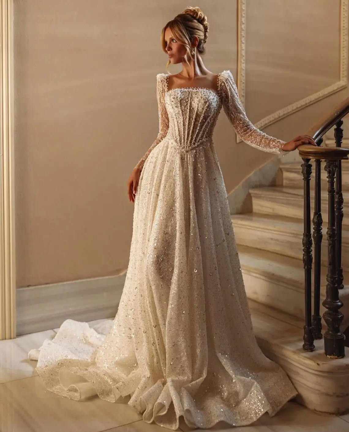 Glamorous A Line Wedding Dresses Glitter Sequins Beads Long Sleeves Bridal Gowns Sexy Floor Length Customized Vestidos De novia
Glamorous A Line Wedding Dresses Glitter Sequins Beads Long Sleeves Bridal Gowns Sexy Floor Length Customized Vestidos De novia