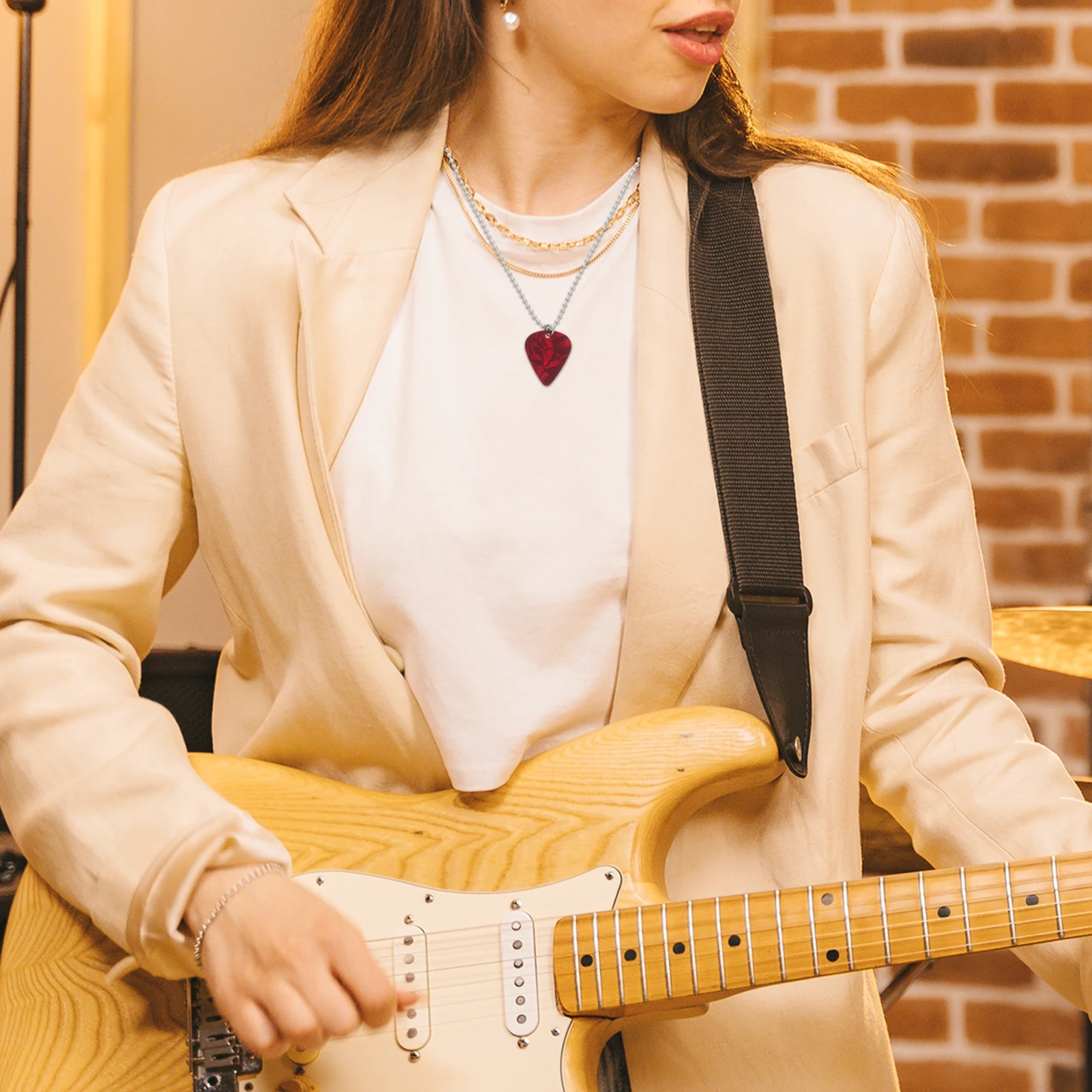 Guitar Pick Necklace Stainless Steel Bass Music Decor Acoustic Picks Pendant for Guitarist Portable Plectrum Accessories
Guitar Pick Necklace Stainless Steel Bass Music Decor Acoustic Picks Pendant for Guitarist Portable Plectrum Accessories