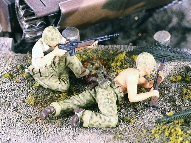 1/35 Scale Resin Figure Model Assembly Kit Modeling US Army Pacific War Soldier 2 Unassembled and Unpainted Garage Kit
1/35 Scale Resin Figure Model Assembly Kit Modeling US Army Pacific War Soldier 2 Unassembled and Unpainted Garage Kit