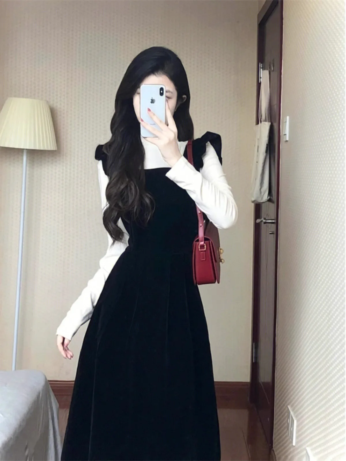 Black Strapless Dress Set Women's High Collar Base Shirt Little Black Dress Two Piece Set Short Women Fashionable Ensemble
Black Strapless Dress Set Women's High Collar Base Shirt Little Black Dress Two Piece Set Short Women Fashionable Ensemble