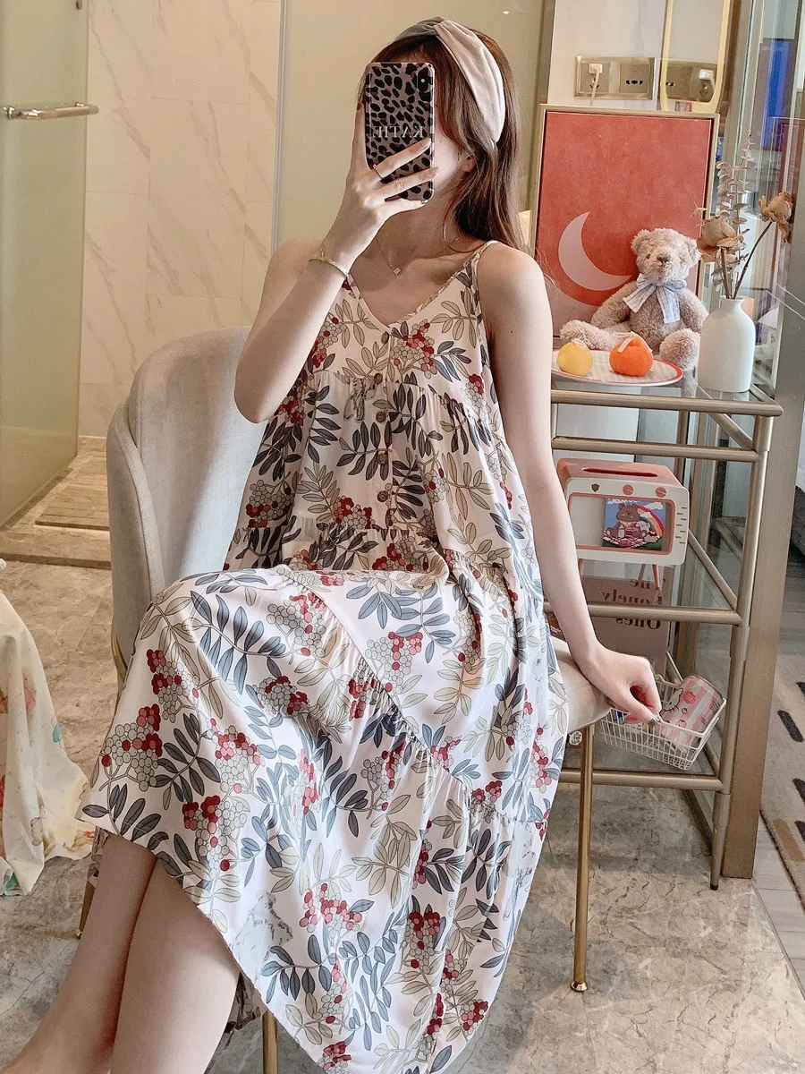 Летняя тонкая хлопковая шелковая женская сексуальная домашняя одежда на бретелях Sp Dr, длинный v-образный вырез с цветочным принтом, удобная дышащая одежда...
Летняя тонкая хлопковая шелковая женская сексуальная домашняя одежда на бретелях Sp Dr, длинный v-образный вырез с цветочным принтом, удобная дышащая одежда...