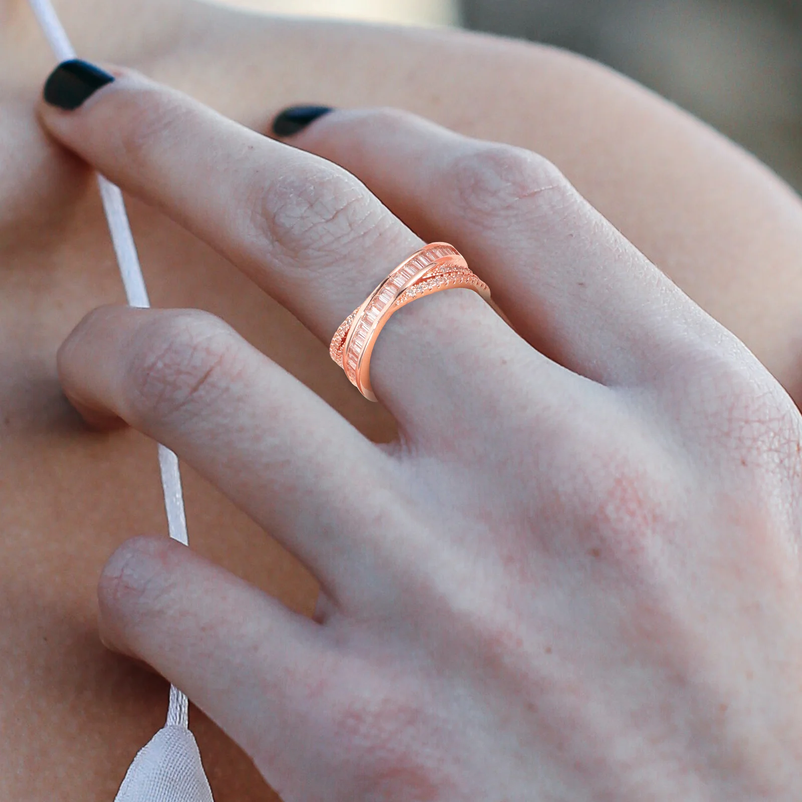 Geometric Adjustable Rhinestone Ring Durable Open Finger Ring Jewelry for Women Teen Elegant Stylish Gift
Geometric Adjustable Rhinestone Ring Durable Open Finger Ring Jewelry for Women Teen Elegant Stylish Gift