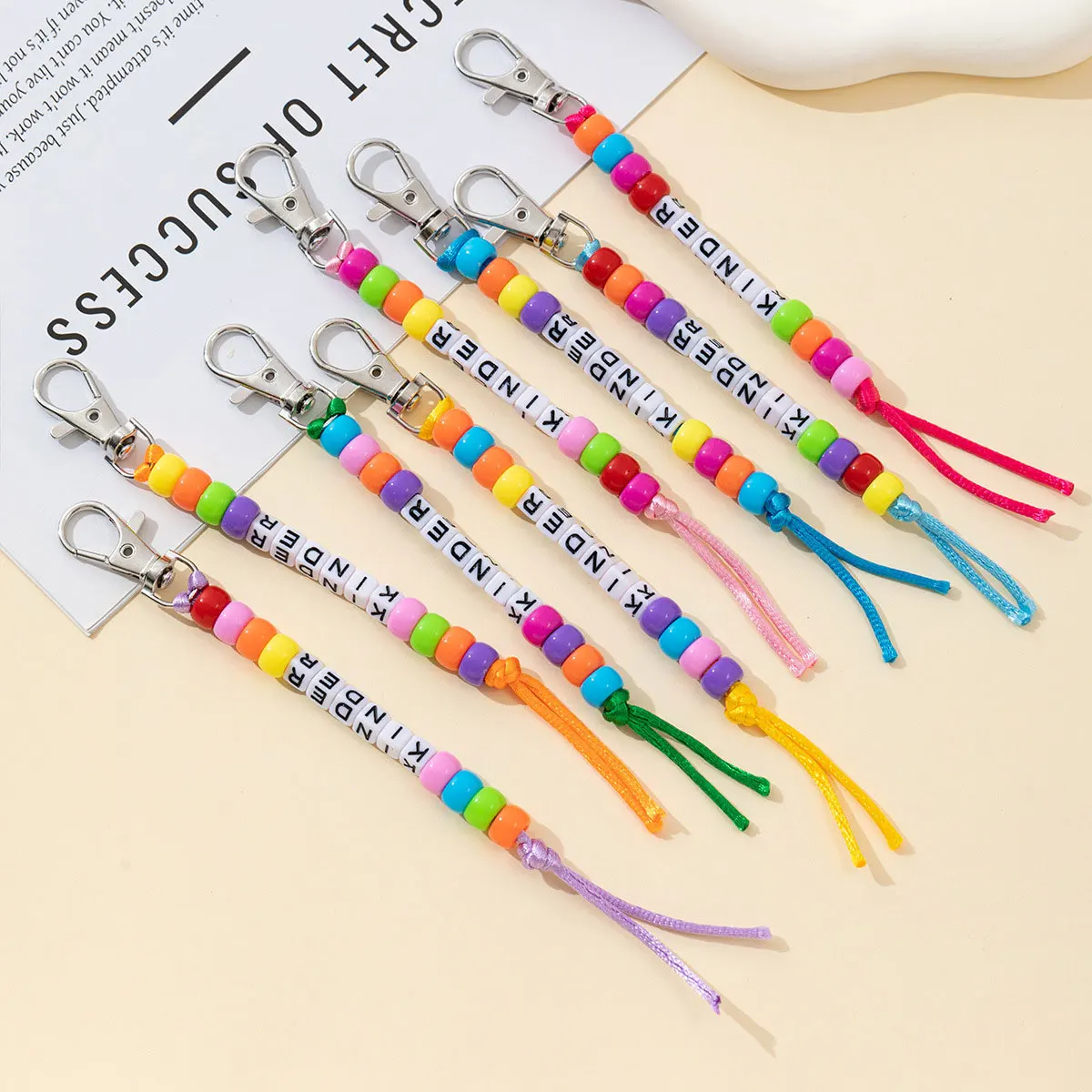 1 personalized name keychain, acrylic multi-color beads, backpack/water cup accessories, unique customized gifts, Christmas gift
1 personalized name keychain, acrylic multi-color beads, backpack/water cup accessories, unique customized gifts, Christmas gift