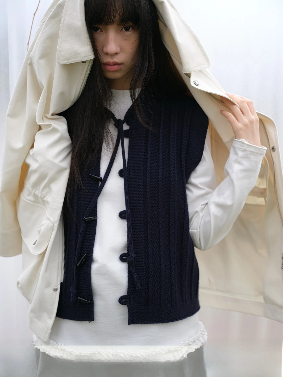 Still Walking Commute Knitwear Svel Twist Flower Ba And Front Needle Sweater Vest Warm ort Sle Single Button Closure
Still Walking Commute Knitwear Svel Twist Flower Ba And Front Needle Sweater Vest Warm ort Sle Single Button Closure