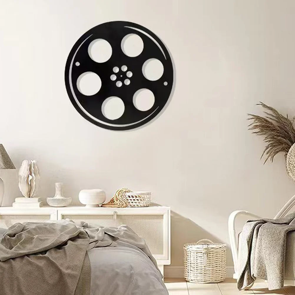 Retro Movie Decoration Abstract Reel of The Lid Decorative Pendant Vintage Ornaments Wall Hanging Indoor Theater
Retro Movie Decoration Abstract Reel of The Lid Decorative Pendant Vintage Ornaments Wall Hanging Indoor Theater