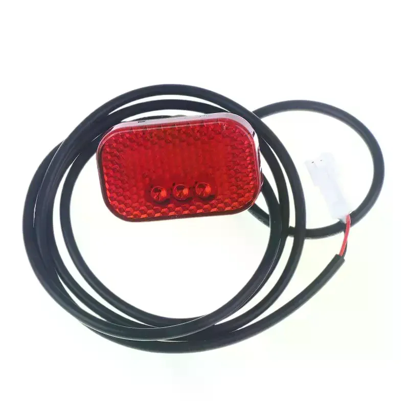 1 комплект, задняя сборка для Kukirin G2 Pro DB, версия, брызговик для электрического скутера с кронштейном заднего фонаря, сменные аксессуары
1 комплект, задняя сборка для Kukirin G2 Pro DB, версия, брызговик для электрического скутера с кронштейном заднего фонаря, сменные аксессуары