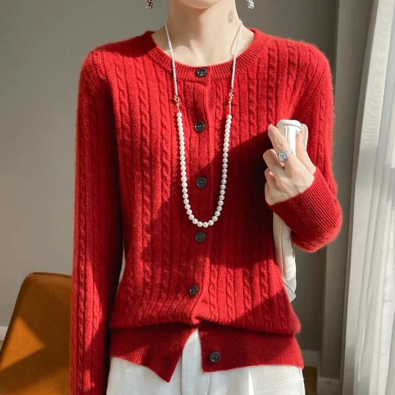 Round Neck Twisted Flower100%MerinoWool Cardigan Women's Long Sleeved Solid Color Loose High-Quality Elegant Knit Jacket Sweater
Round Neck Twisted Flower100%MerinoWool Cardigan Women's Long Sleeved Solid Color Loose High-Quality Elegant Knit Jacket Sweater