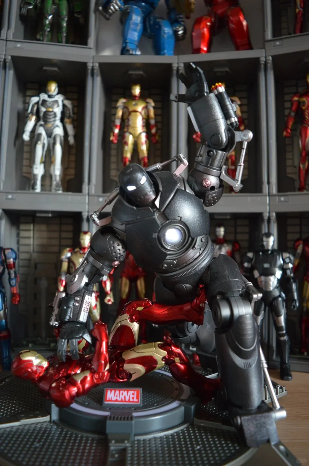 Zd Toys Iron Man Action Figure Iron Monger 10th Anniversary Series Collectible Doll Toy Ornament For Boys Birthday Gift
Zd Toys Iron Man Action Figure Iron Monger 10th Anniversary Series Collectible Doll Toy Ornament For Boys Birthday Gift