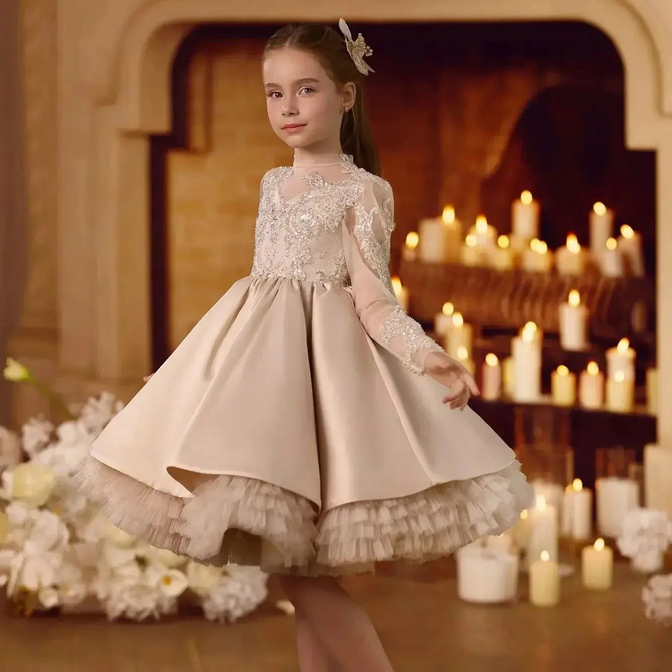 Lovely Flower Girl Dresses for Wedding with Bow Full Sleeves Sequins Girl Gown for Photoshoot First Communion Gowns Customized
Lovely Flower Girl Dresses for Wedding with Bow Full Sleeves Sequins Girl Gown for Photoshoot First Communion Gowns Customized