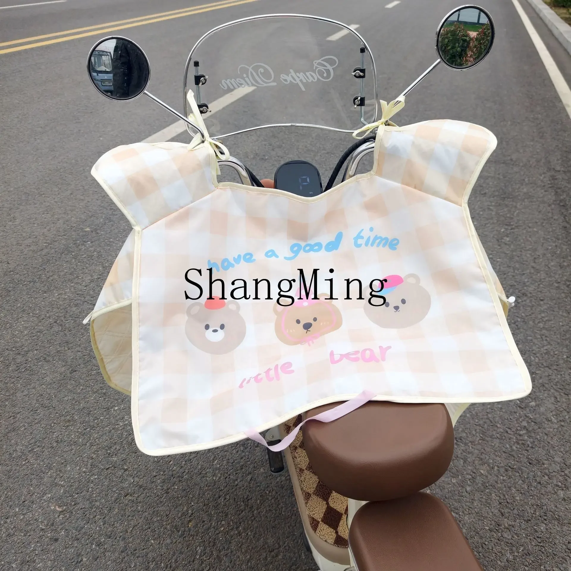 CL summer model, electric vehicle windshield, sunshade, battery motorcycle, summer rain-proof, thin spring
CL summer model, electric vehicle windshield, sunshade, battery motorcycle, summer rain-proof, thin spring