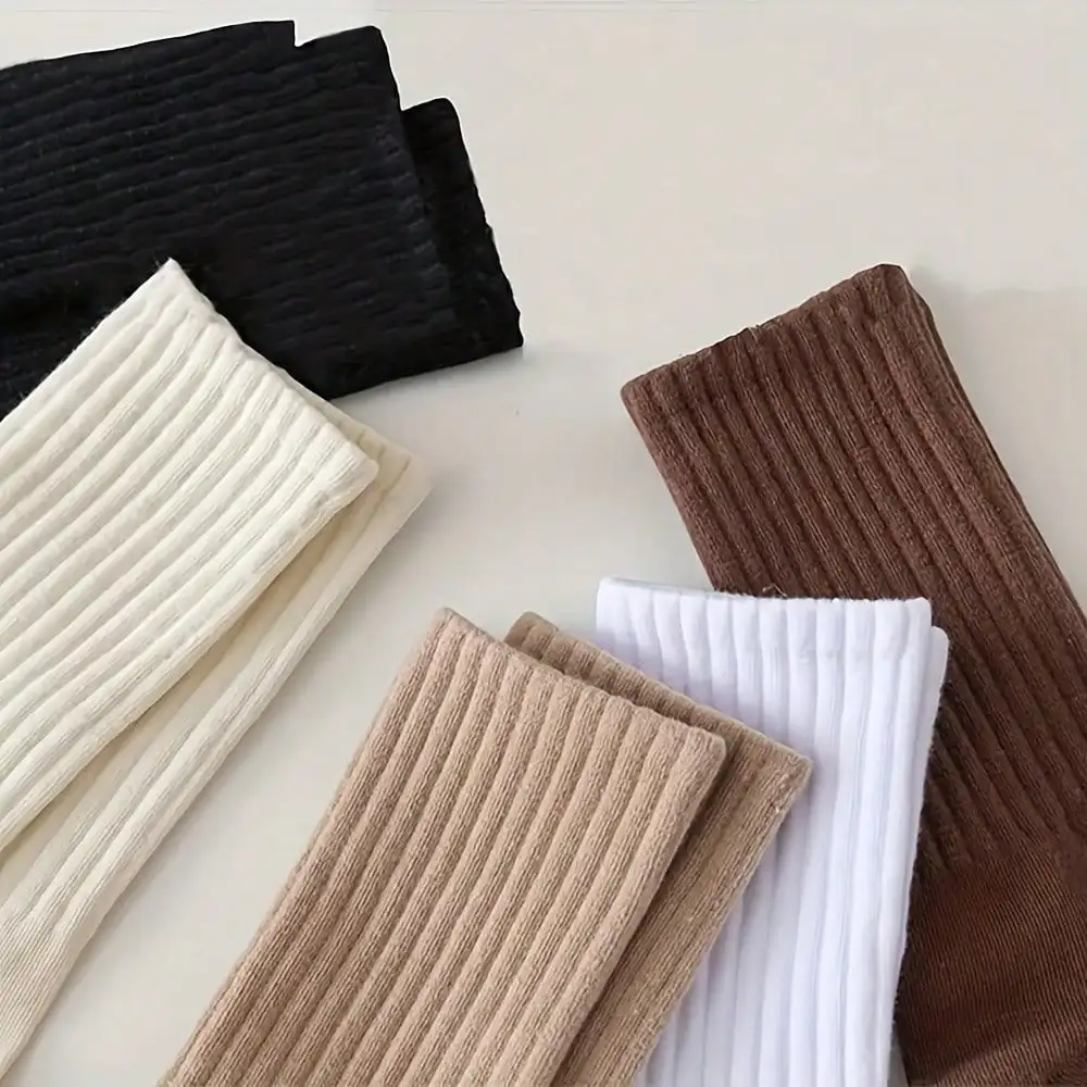 24 пары женских носков до середины икры — однотонные вертикальные полоски, комфортные впитывающие, можно стирать в машине
24 пары женских носков до середины икры — однотонные вертикальные полоски, комфортные впитывающие, можно стирать в машине