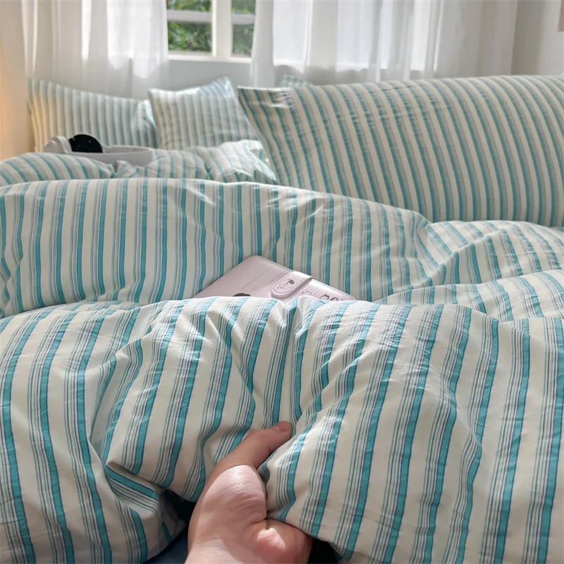 Popular Stripe Style Duvet Cover Set - Bedding Set Twin Full Single Double, Breathable Skin-Friendly,1 Duvet Cover 2 Pillowcases
Popular Stripe Style Duvet Cover Set - Bedding Set Twin Full Single Double, Breathable Skin-Friendly,1 Duvet Cover 2 Pillowcases