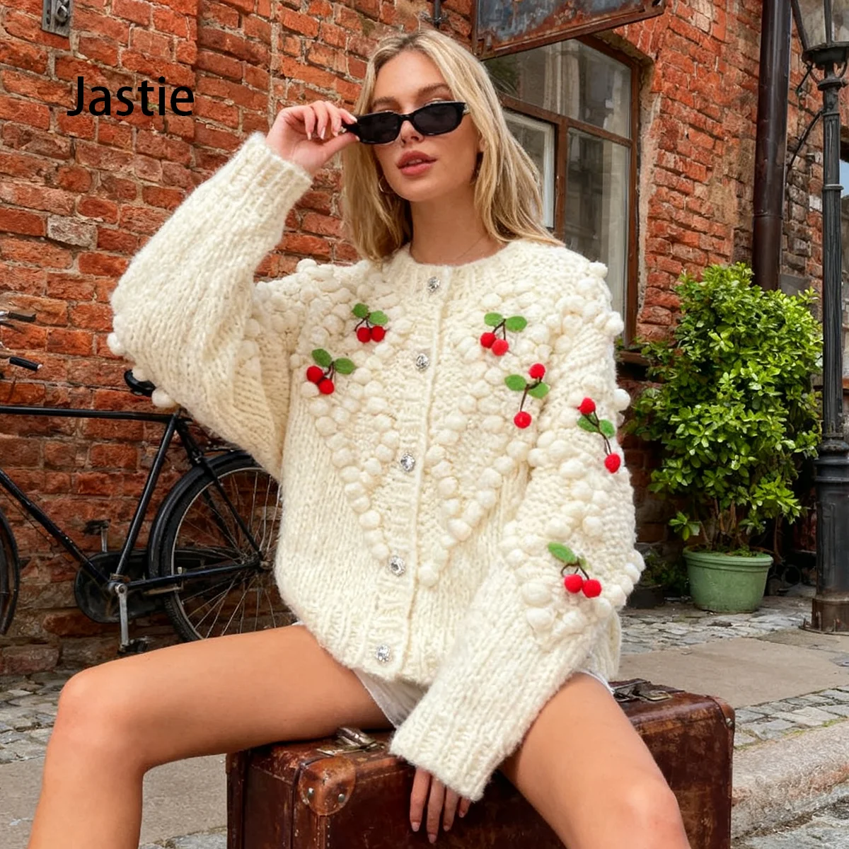 2025 Autumn And Winter New Round Neck Long Sleeve Knitted Cardigan Bohemian Handmade Crochet Cherry Sweater Jacket
2025 Autumn And Winter New Round Neck Long Sleeve Knitted Cardigan Bohemian Handmade Crochet Cherry Sweater Jacket