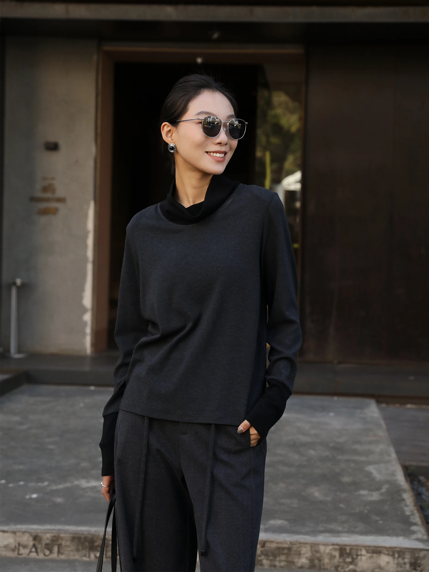 Модный женский трикотажный джемпер с цветными блоками, облегающий, с новым дизайном, повседневный, зимний, новинка, из смесового полиэстера
Модный женский трикотажный джемпер с цветными блоками, облегающий, с новым дизайном, повседневный, зимний, новинка, из смесового полиэстера