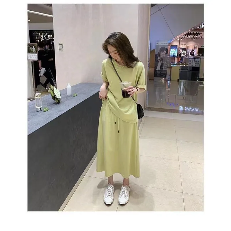 Women's Casual Solid Two Piece Set Loose Short Sleeve T-shirt and Long Skirt Outfit
Women's Casual Solid Two Piece Set Loose Short Sleeve T-shirt and Long Skirt Outfit