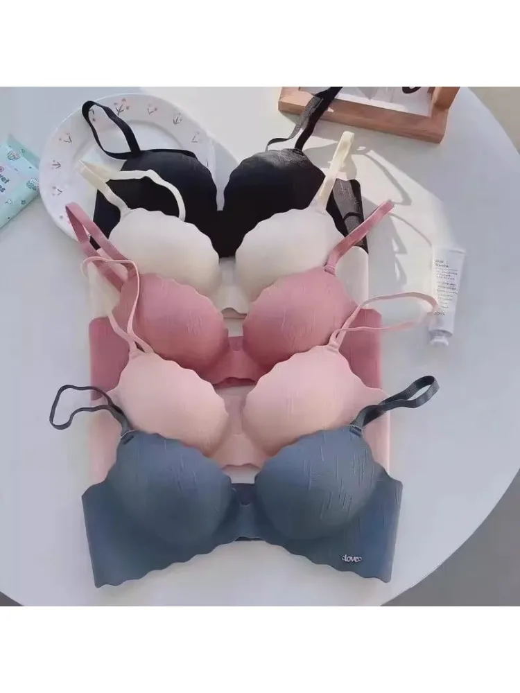 YUQI Seamless Wireless Bra - A-Cup Push Up with Thickening Pads, Adjustable Comfort for Students, Gadget-Compatible Bralette
YUQI Seamless Wireless Bra - A-Cup Push Up with Thickening Pads, Adjustable Comfort for Students, Gadget-Compatible Bralette