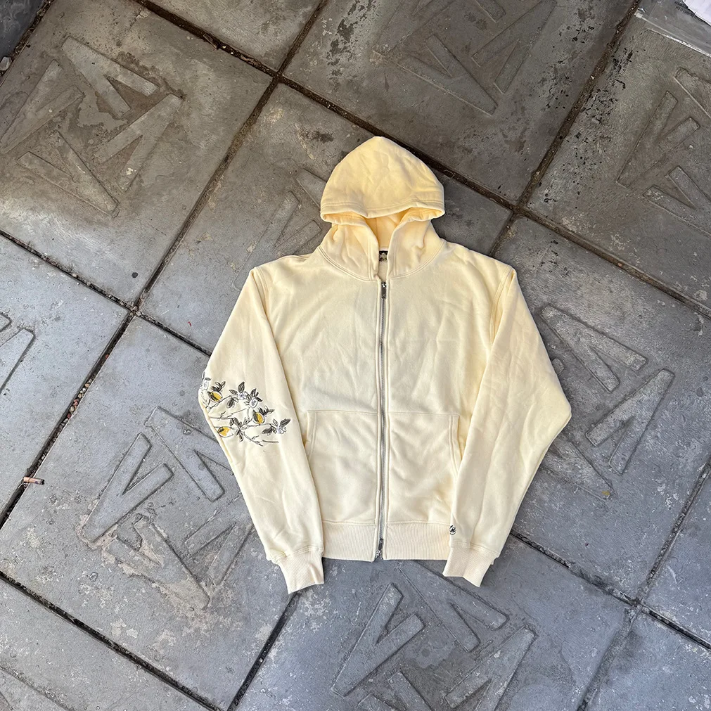 Высококачественный вышитый кардиган-толстовка с капюшоном на флисовой подкладке для мужчин и женщин, повседневный винтажный стиль
Высококачественный вышитый кардиган-толстовка с капюшоном на флисовой подкладке для мужчин и женщин, повседневный винтажный стиль