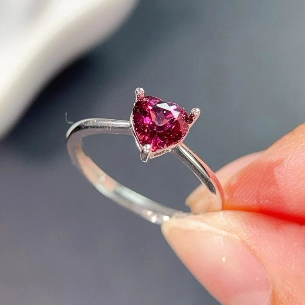 Natural Garnet Ring 925 Silver Heart Shape Garnet Fine Jewelry with Certificate Anniversary Gift for Women
Natural Garnet Ring 925 Silver Heart Shape Garnet Fine Jewelry with Certificate Anniversary Gift for Women