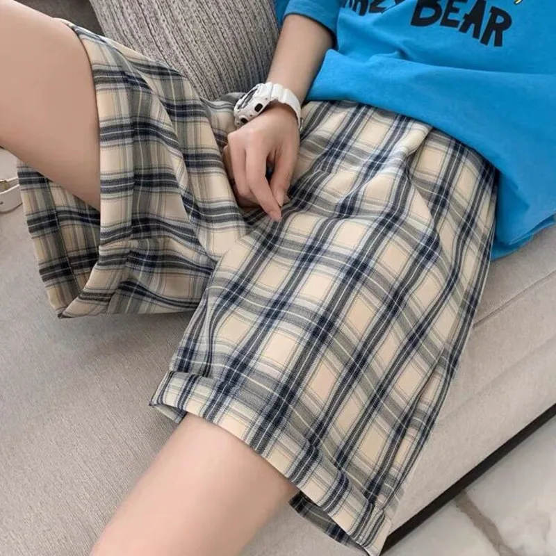 Casual Blue Plaid Shorts For Women Summer Loose Straight Wide Leg Pants Korean Fashion Shorts Trendy Clothes Y2k
Casual Blue Plaid Shorts For Women Summer Loose Straight Wide Leg Pants Korean Fashion Shorts Trendy Clothes Y2k