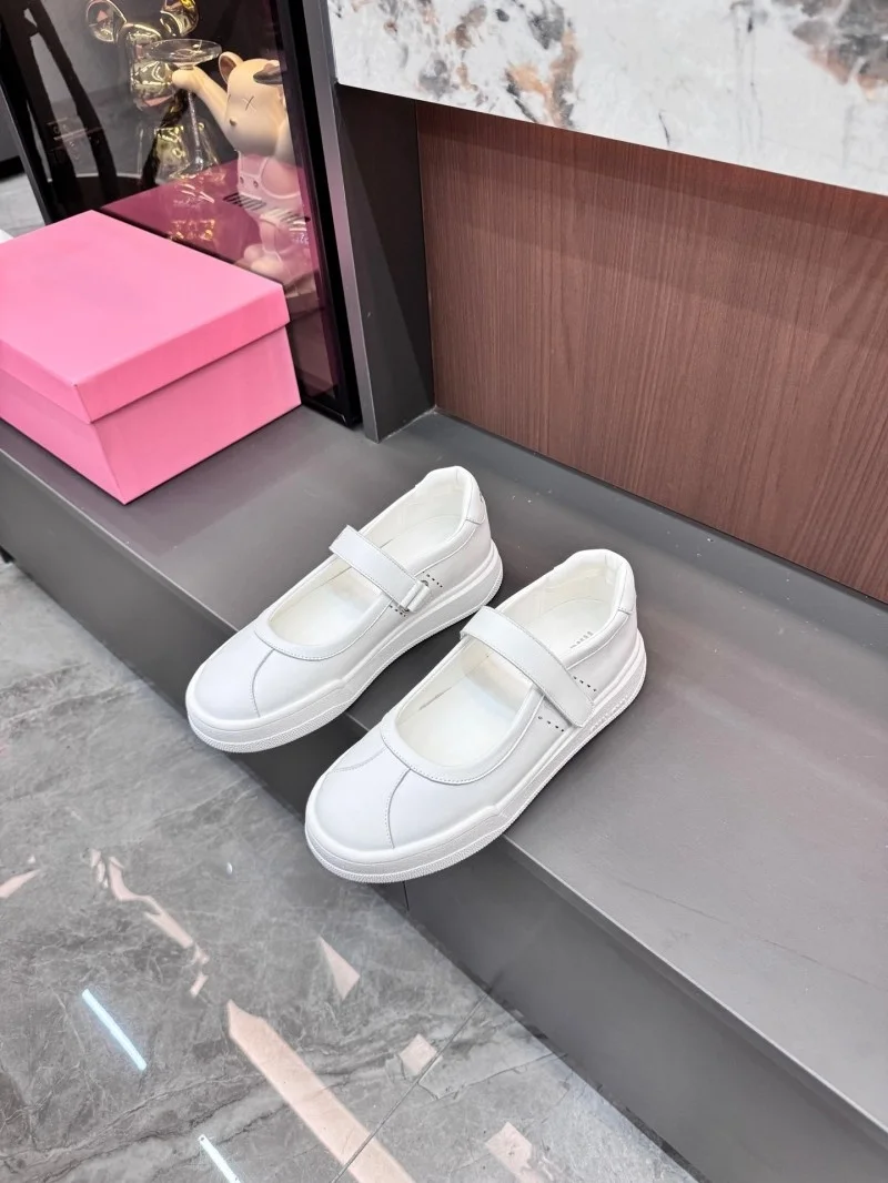 Spring Autumn Women Round Toes Flat Heels Sneakers Sweet Lace Up Thick Bottoms Platform Ladies Student Shoes
Spring Autumn Women Round Toes Flat Heels Sneakers Sweet Lace Up Thick Bottoms Platform Ladies Student Shoes