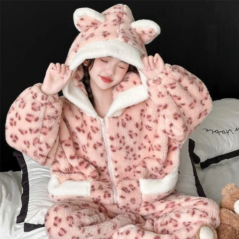 Girls Homewear Set Coral Fleece Double Sided Fleece Thickened Big Girls Children Pajamas Winter Homewear 2026 New Style Warm
Girls Homewear Set Coral Fleece Double Sided Fleece Thickened Big Girls Children Pajamas Winter Homewear 2026 New Style Warm