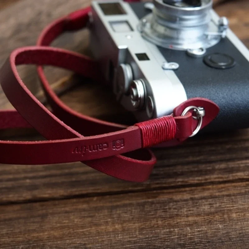 Universal Camera Carrying Belt Wrist Strap Grip Band for Sony Lumix Nikon Canon Leica Fuji Genuine Leather Camera Straps 어깨 스트랩
Universal Camera Carrying Belt Wrist Strap Grip Band for Sony Lumix Nikon Canon Leica Fuji Genuine Leather Camera Straps 어깨 스트랩