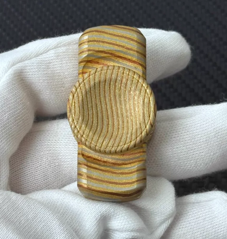 Б/у EDC C. DEER Xuan Ying mokume spinner, гироскоп для пальцев, антистрессовая игрушка
Б/у EDC C. DEER Xuan Ying mokume spinner, гироскоп для пальцев, антистрессовая игрушка