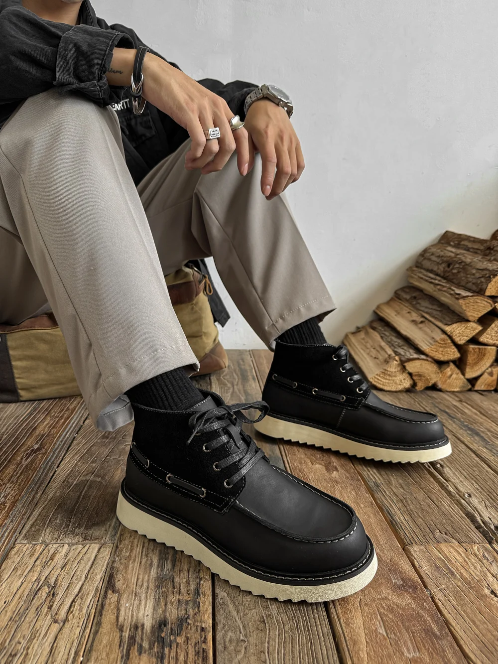 Ретро-американские мужские рабочие ботинки на толстой подошве, повседневная универсальная модная обувь для работы, стильная зимняя обувь
Ретро-американские мужские рабочие ботинки на толстой подошве, повседневная универсальная модная обувь для работы, стильная зимняя обувь