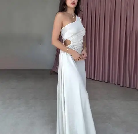 Summer 2025 New Fashionable Solid Color Sleeveless Slant Collar Ruffle Dress for Women, Elegant and Hollow Slant Collar Dress
Summer 2025 New Fashionable Solid Color Sleeveless Slant Collar Ruffle Dress for Women, Elegant and Hollow Slant Collar Dress