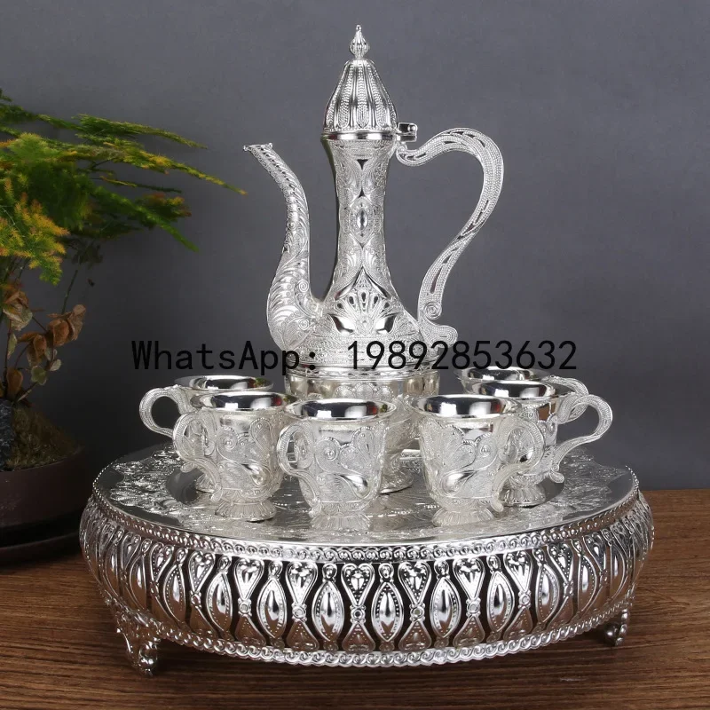 b20Gold And Silver Wine Glass Set Creative Home European Wine Set Metal Jug Wine Divider High-End Russian
b20Gold And Silver Wine Glass Set Creative Home European Wine Set Metal Jug Wine Divider High-End Russian