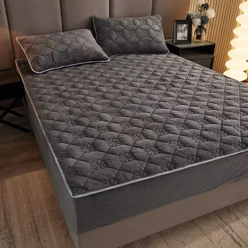 Thick Coral Fleece Quilted Bed Fitted Sheet Solid Color King Queen Size Soft Warm Velvet Mattress Cover Not Included Pillowcase
Thick Coral Fleece Quilted Bed Fitted Sheet Solid Color King Queen Size Soft Warm Velvet Mattress Cover Not Included Pillowcase