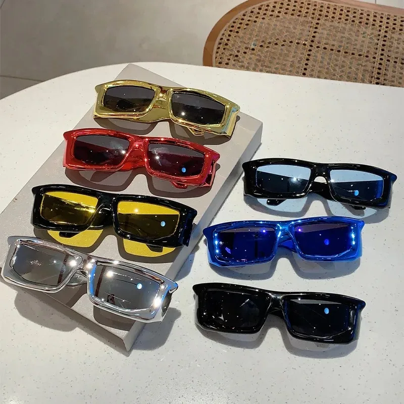 Y2k Wrap Round Men Sunglasses 2025 New Metallic Rim Outdoor Sports Women Shades Trendy Brand Design Vintage UV400 Eyewear
Y2k Wrap Round Men Sunglasses 2025 New Metallic Rim Outdoor Sports Women Shades Trendy Brand Design Vintage UV400 Eyewear