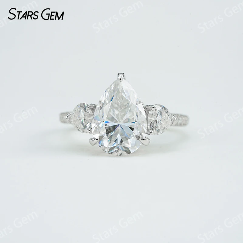 S925 Moissanite Sterling Ring 9×13mm Pear Cut Moissanite Ring Three Stone Fashion Engagement Ring
S925 Moissanite Sterling Ring 9×13mm Pear Cut Moissanite Ring Three Stone Fashion Engagement Ring