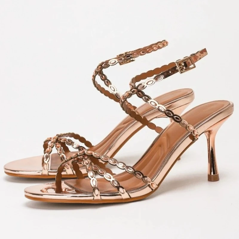 Сексуальные женские босоножки на высоком каблуке с перекрестным ремешком, роскошные вечерние свадебные туфли на шпильке с открытым носком, новинка 2026, Zapatos De Mujer
Сексуальные женские босоножки на высоком каблуке с перекрестным ремешком, роскошные вечерние свадебные туфли на шпильке с открытым носком, новинка 2026, Zapatos De Mujer