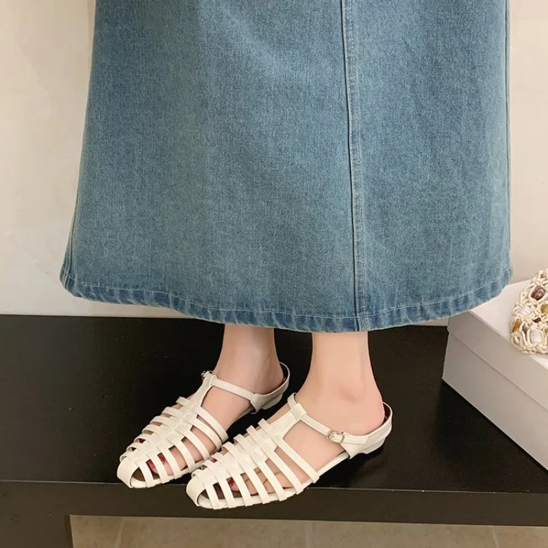 Woven Baotou Slippers Women 2026 New Summer Square Toe Cutout Breathable Versatile Midsole Shoes
Woven Baotou Slippers Women 2026 New Summer Square Toe Cutout Breathable Versatile Midsole Shoes