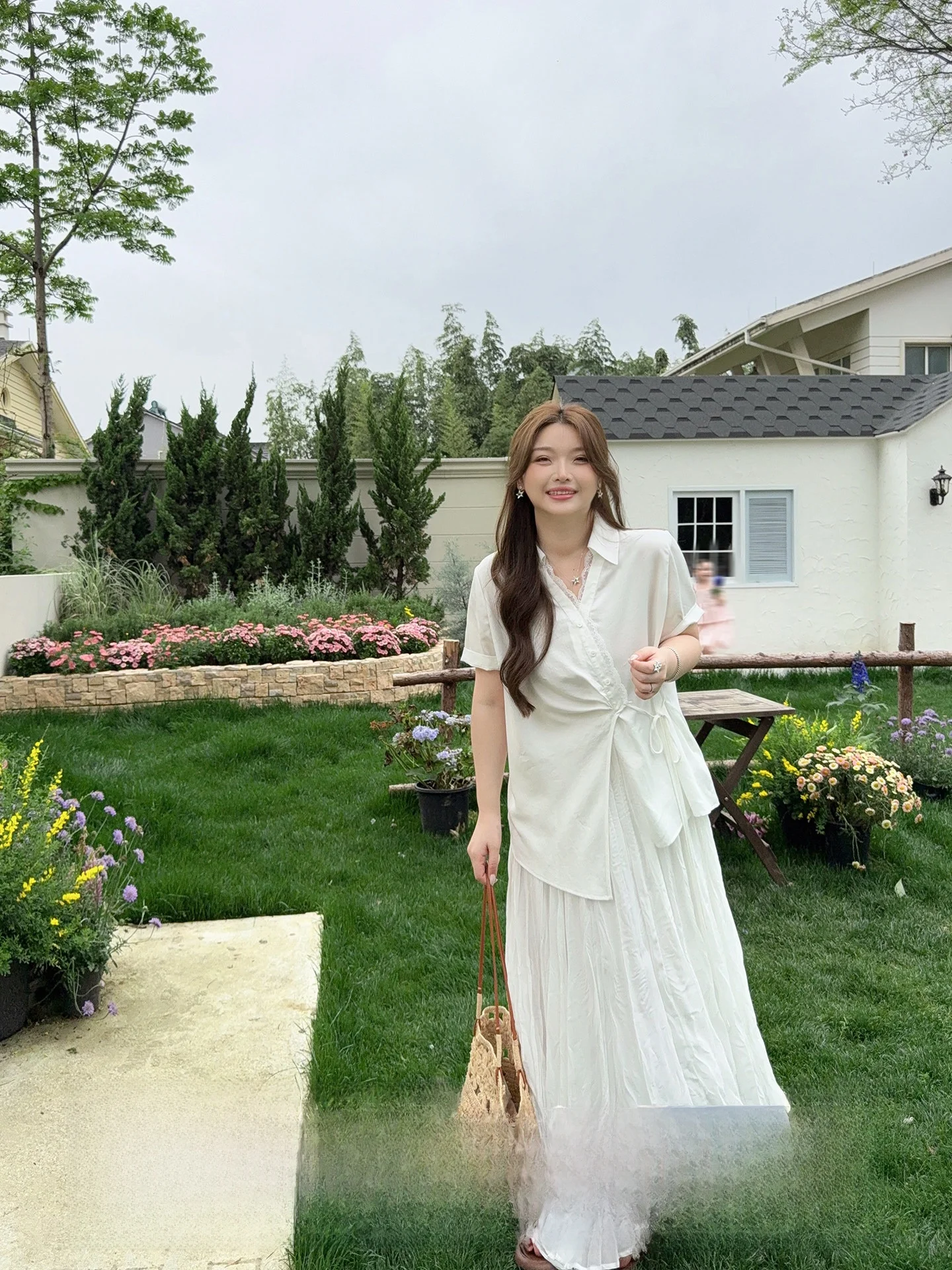 Elegant Short Sleeve Lace Shirt Korean Style Loose Fit 100% Lyocell Fiber Anonymous Moonlight plus Size Women's Fashion
Elegant Short Sleeve Lace Shirt Korean Style Loose Fit 100% Lyocell Fiber Anonymous Moonlight plus Size Women's Fashion