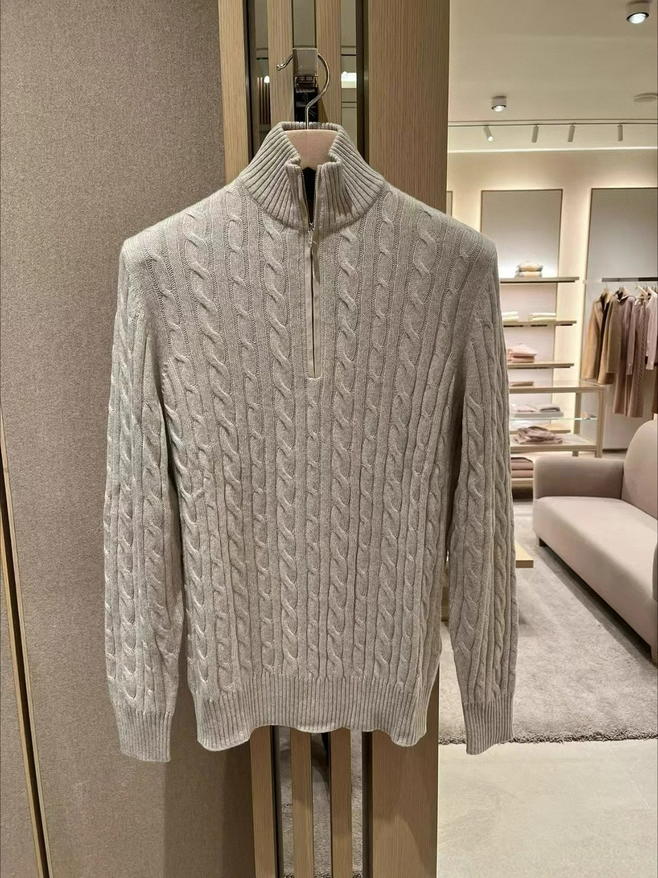 LP men's 100% wool sweater Italian old money wind 25 autumn and winter half zipper pullover sweater
LP men's 100% wool sweater Italian old money wind 25 autumn and winter half zipper pullover sweater