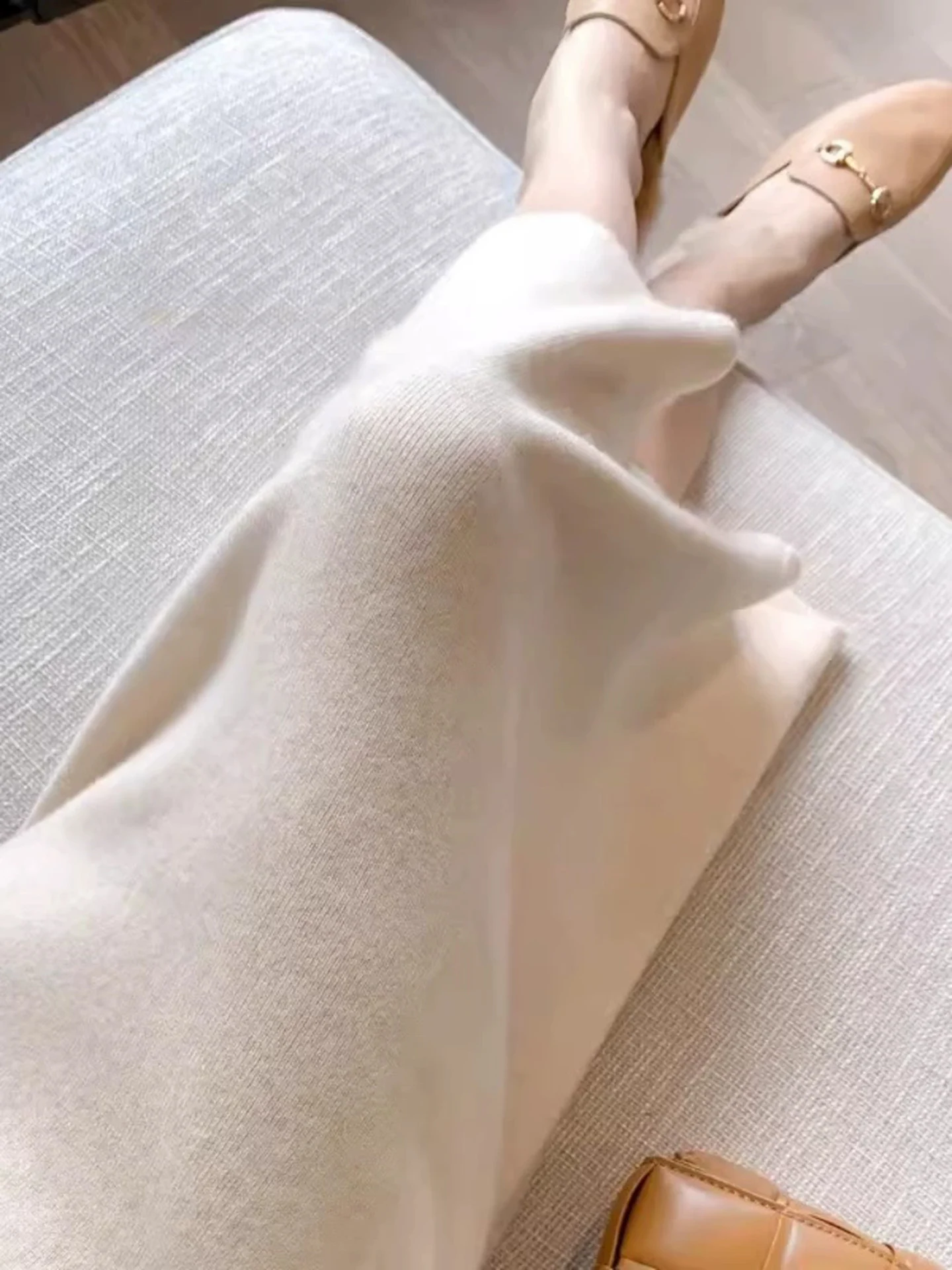 Длинная трикотажная юбка с высокой талией, женская осенне-зимняя новинка, маленький размер, прямая облегающая юбка, длинная юбка в один шаг
Длинная трикотажная юбка с высокой талией, женская осенне-зимняя новинка, маленький размер, прямая облегающая юбка, длинная юбка в один шаг