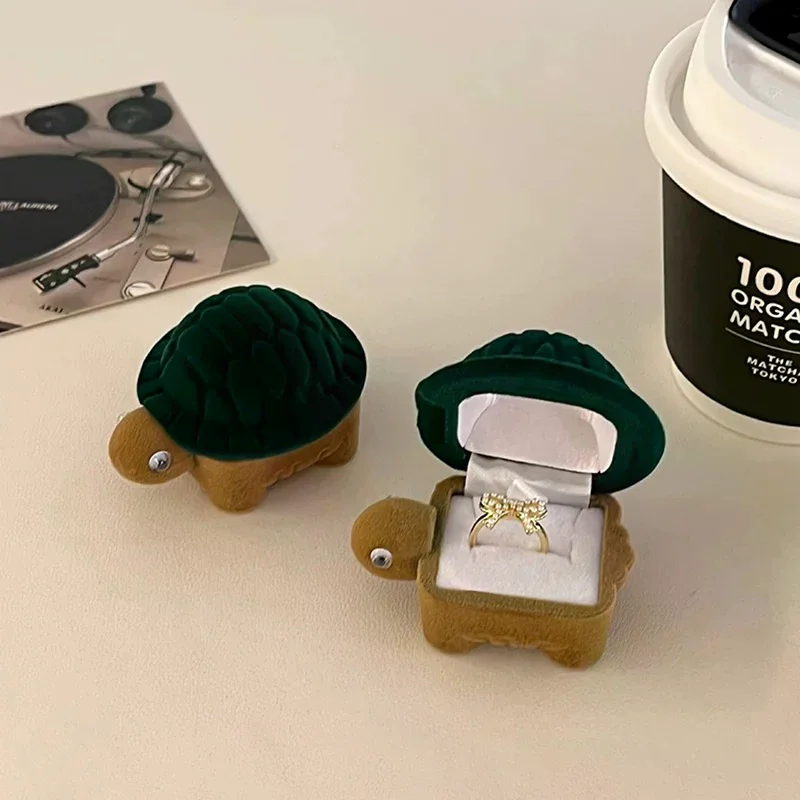 Green Turtle Ring Box Cute Animal Shape Mini Flocking Jewelry Box Fun Spoof Girl Gift Box
Green Turtle Ring Box Cute Animal Shape Mini Flocking Jewelry Box Fun Spoof Girl Gift Box