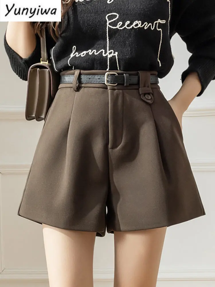 Tweed Shorts Women High Waisted A Line Loose Comfortable Wide Leg Pants Spring 2023 New Fashion Slim Casual Pants
Tweed Shorts Women High Waisted A Line Loose Comfortable Wide Leg Pants Spring 2023 New Fashion Slim Casual Pants