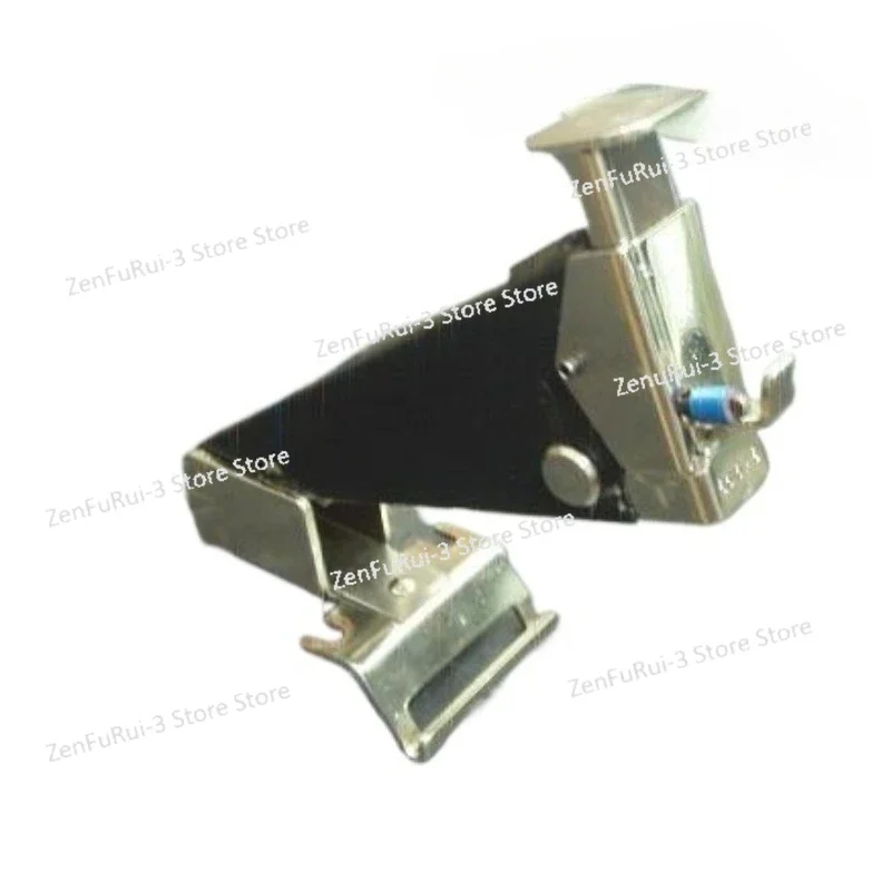 106 Electric Riding Stapler Nail Head Electric Binding Machine
106 Electric Riding Stapler Nail Head Electric Binding Machine