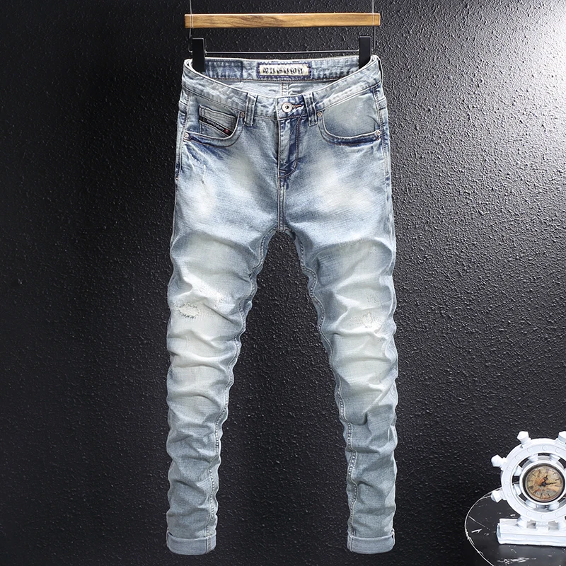 Fashionable new jeans stretch slim fit nostalgic retro washed men's light blue jeans Italian hip-hop high-quality embroidered pa
Fashionable new jeans stretch slim fit nostalgic retro washed men's light blue jeans Italian hip-hop high-quality embroidered pa