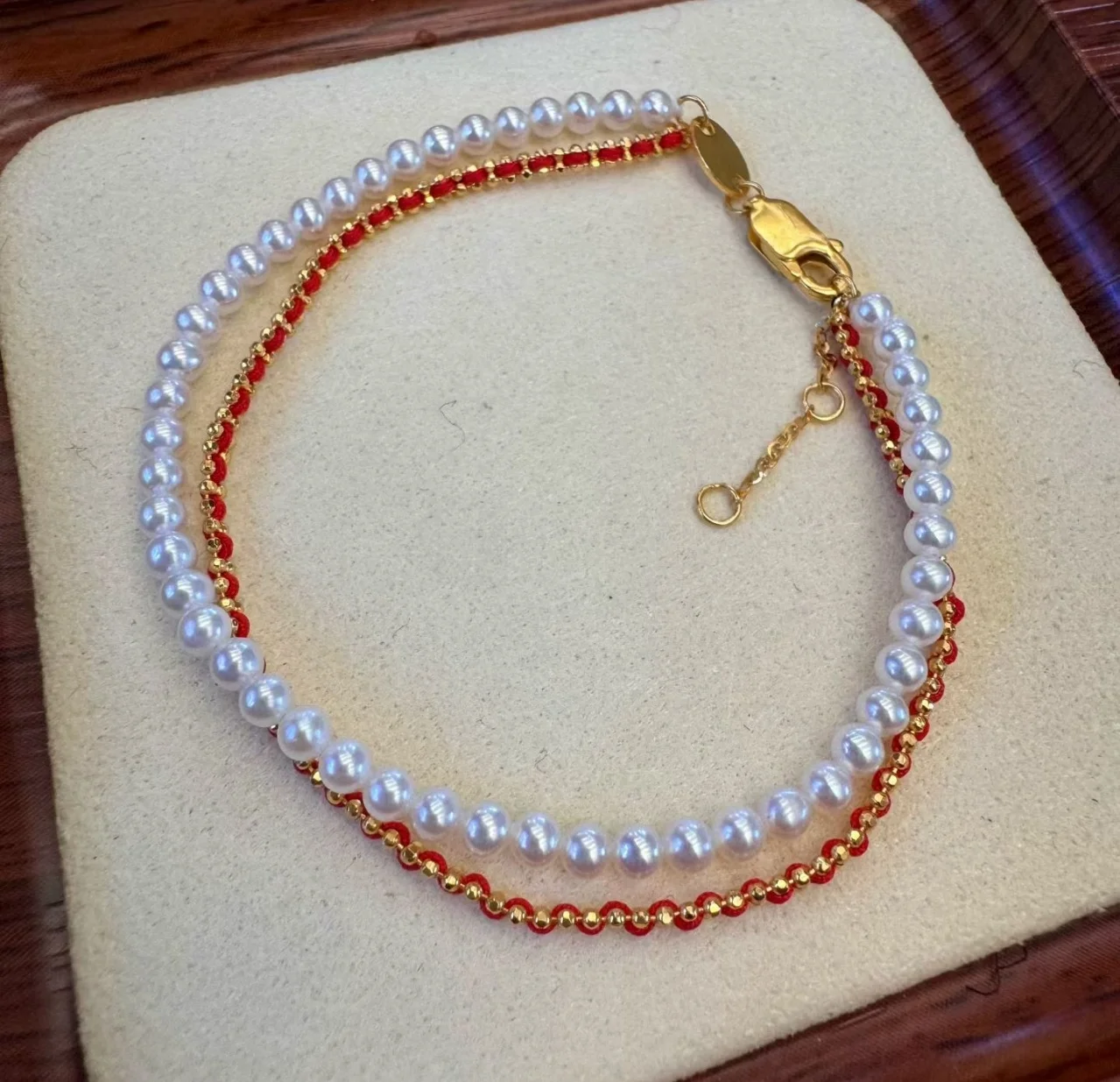 Браслет из натурального жемчуга 2,5-3 мм из стерлингового серебра 925 пробы с двойным слоем и красной нитью, нить из мелких пресноводных бусин, женское украшение на удачу
Браслет из натурального жемчуга 2,5-3 мм из стерлингового серебра 925 пробы с двойным слоем и красной нитью, нить из мелких пресноводных бусин, женское украшение на удачу