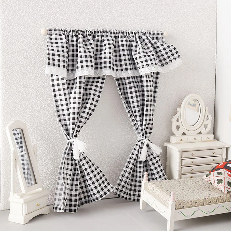 1/6 1/12 Dollhouse Mini Plaid Curtains Door Curtain Doll House Furniture Decoration Dolls House Living Scene Decor Accessories
1/6 1/12 Dollhouse Mini Plaid Curtains Door Curtain Doll House Furniture Decoration Dolls House Living Scene Decor Accessories