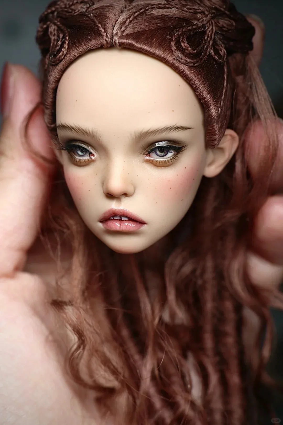 Новая кукла BJD SD 1/4 39 см Popovy Sisters, подарок на день рождения, шарнирная кукольная игрушка, модель Долли, телесная бесплатная доставка
Новая кукла BJD SD 1/4 39 см Popovy Sisters, подарок на день рождения, шарнирная кукольная игрушка, модель Долли, телесная бесплатная доставка