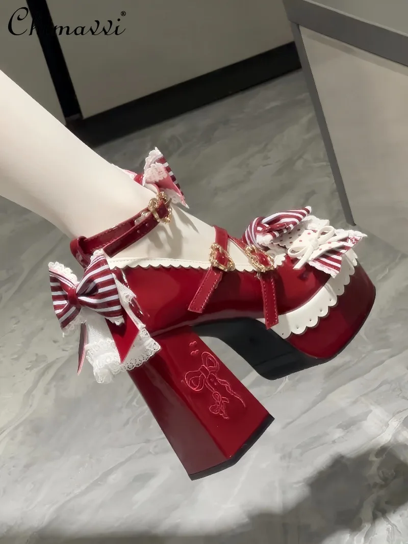 Original Japanese-style Sweet High-heeled Platform Shoes 2026 New Cute Round-toe Lace Elegant Lolita Mary Jane Women's Shoes
Original Japanese-style Sweet High-heeled Platform Shoes 2026 New Cute Round-toe Lace Elegant Lolita Mary Jane Women's Shoes