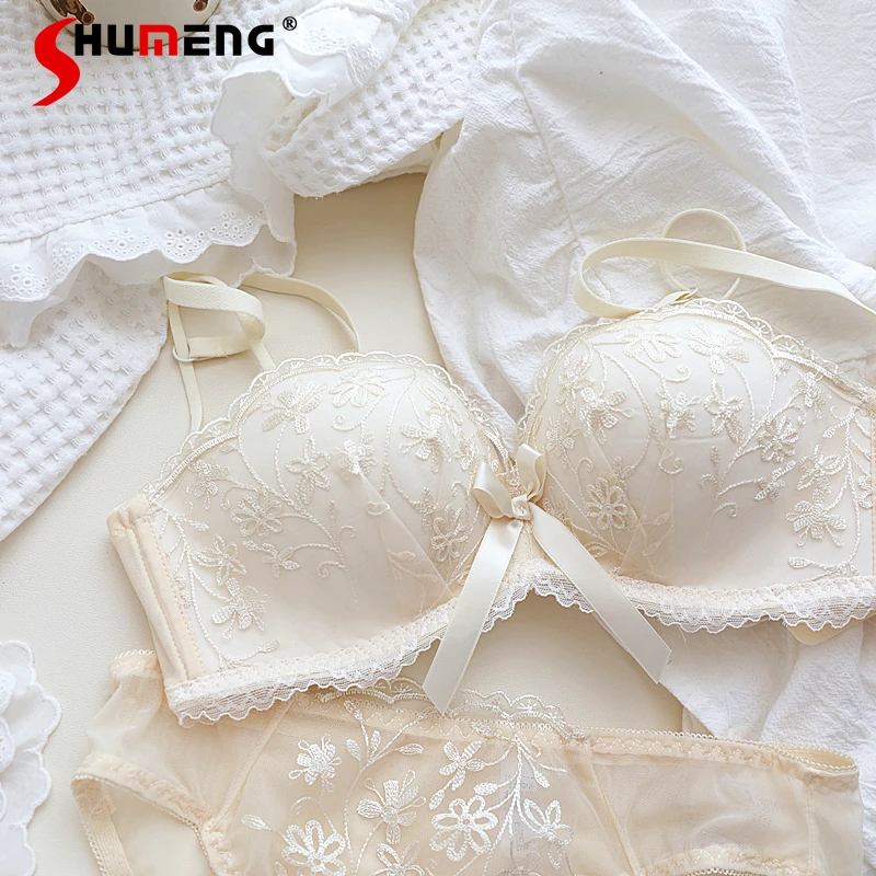 Embroidered Lace Girl Underwear Wireless Comfortable Cup Small Chest Bra Set Women's Push Up Sweet Enhancing Brief Suits
Embroidered Lace Girl Underwear Wireless Comfortable Cup Small Chest Bra Set Women's Push Up Sweet Enhancing Brief Suits