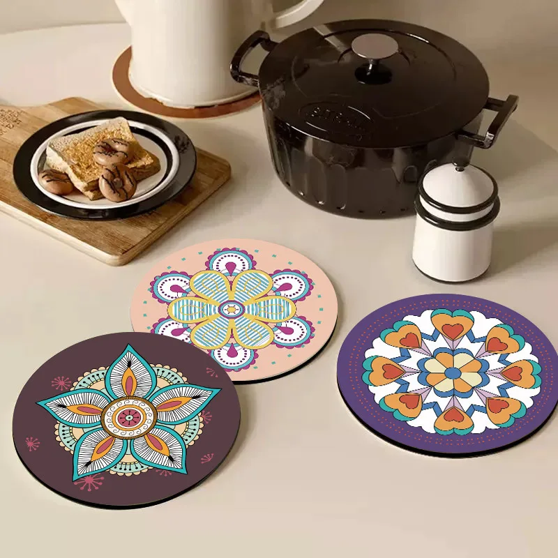 6Pcs Mandala Printed Round Placemats Water Absorbing Diatom Mud Insulation Cup Coasters Bohemian Dining Table Tableware Mat
6Pcs Mandala Printed Round Placemats Water Absorbing Diatom Mud Insulation Cup Coasters Bohemian Dining Table Tableware Mat