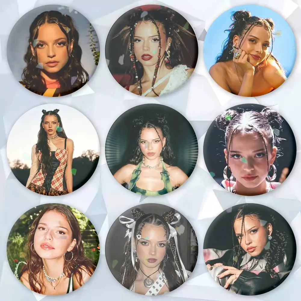 New Singer N-Nina Chuba Brooches Cartoon Badge Pins Backpack Hat Accessories Friend Gift
New Singer N-Nina Chuba Brooches Cartoon Badge Pins Backpack Hat Accessories Friend Gift
