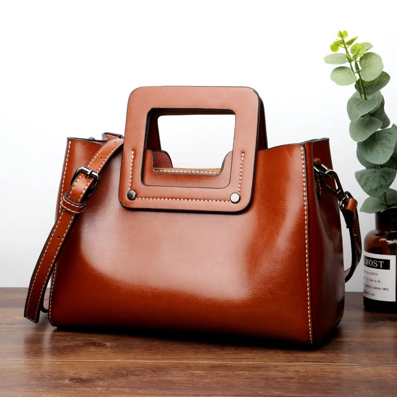 Women's Shoulder Handbag Bag Crossbody Tote Y2k New Genuine Leather Head Layer Cowhide Versatile Underarm Large Capacity Retro
Women's Shoulder Handbag Bag Crossbody Tote Y2k New Genuine Leather Head Layer Cowhide Versatile Underarm Large Capacity Retro